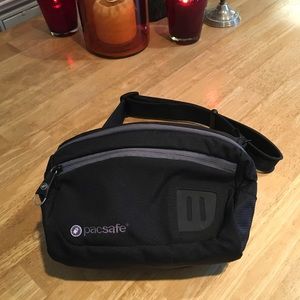 Security conscious Hip pack.